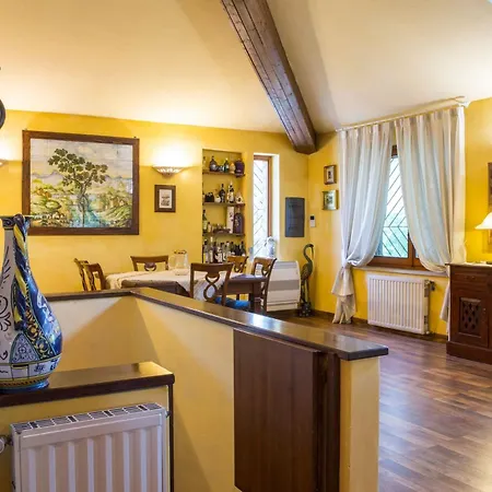 Villa Rene By Mmega Capitone
